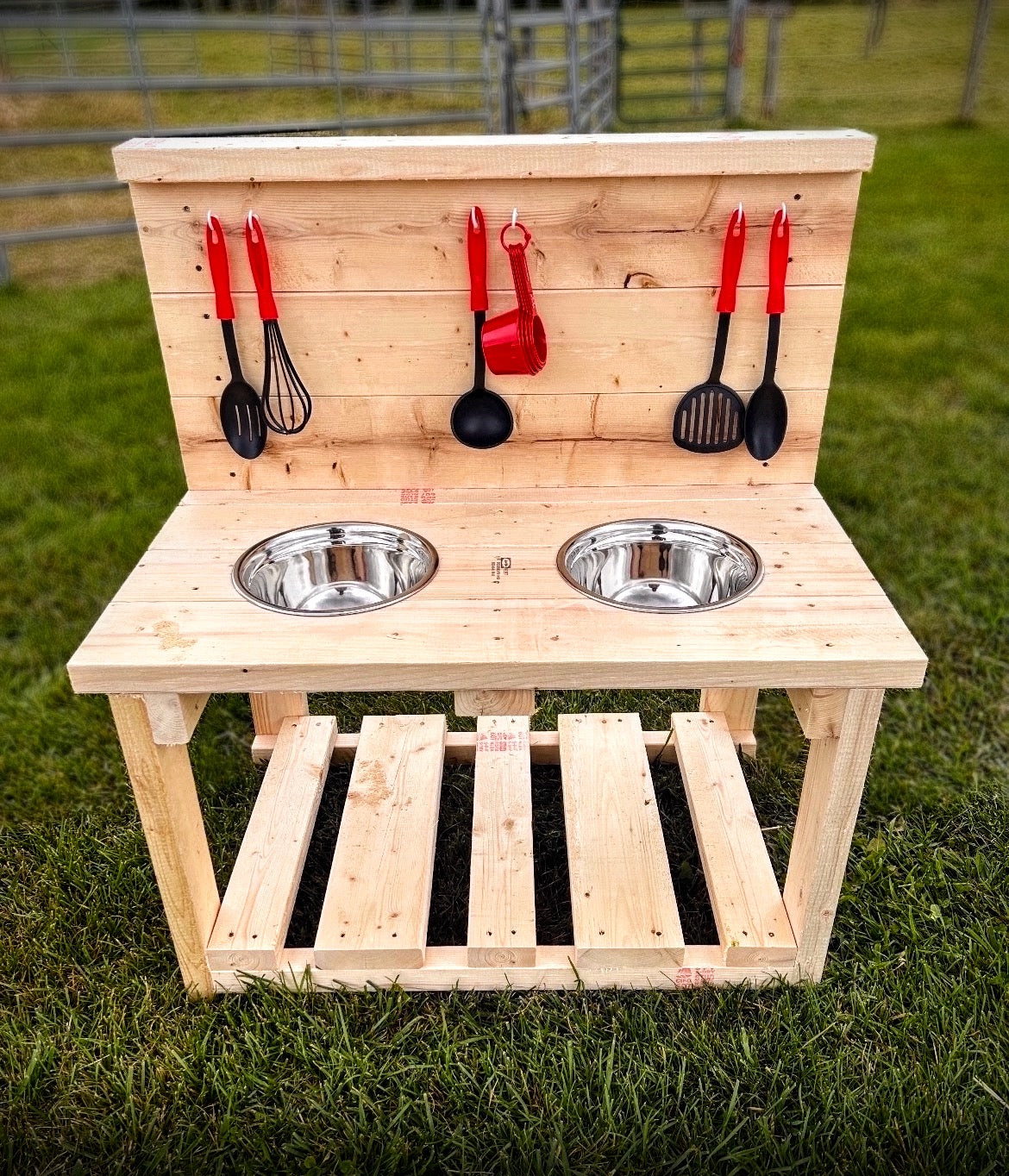 Spruce Medium Mud Kitchen