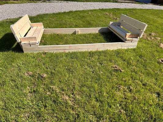 Spruce Large Sandbox