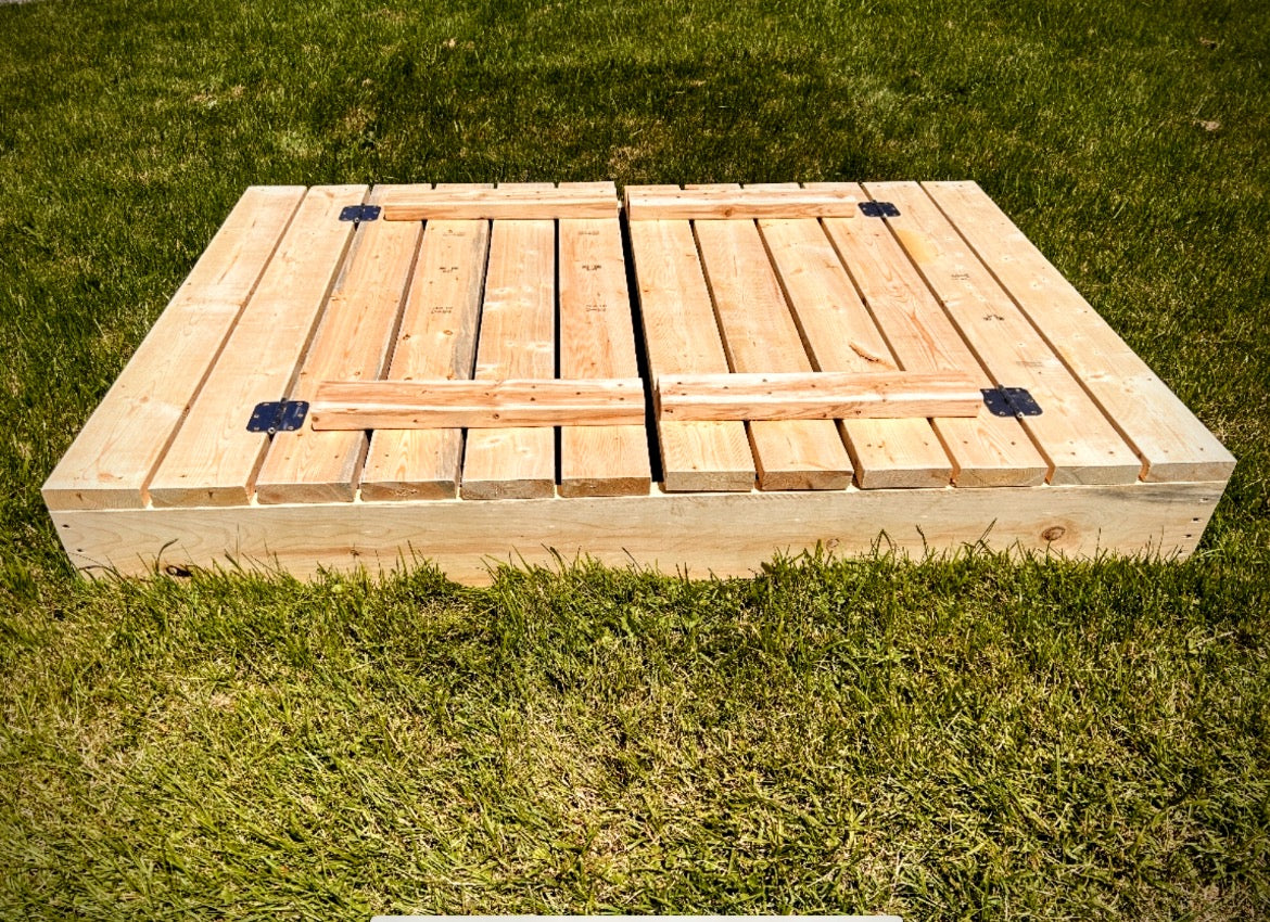 Spruce Medium Sandbox