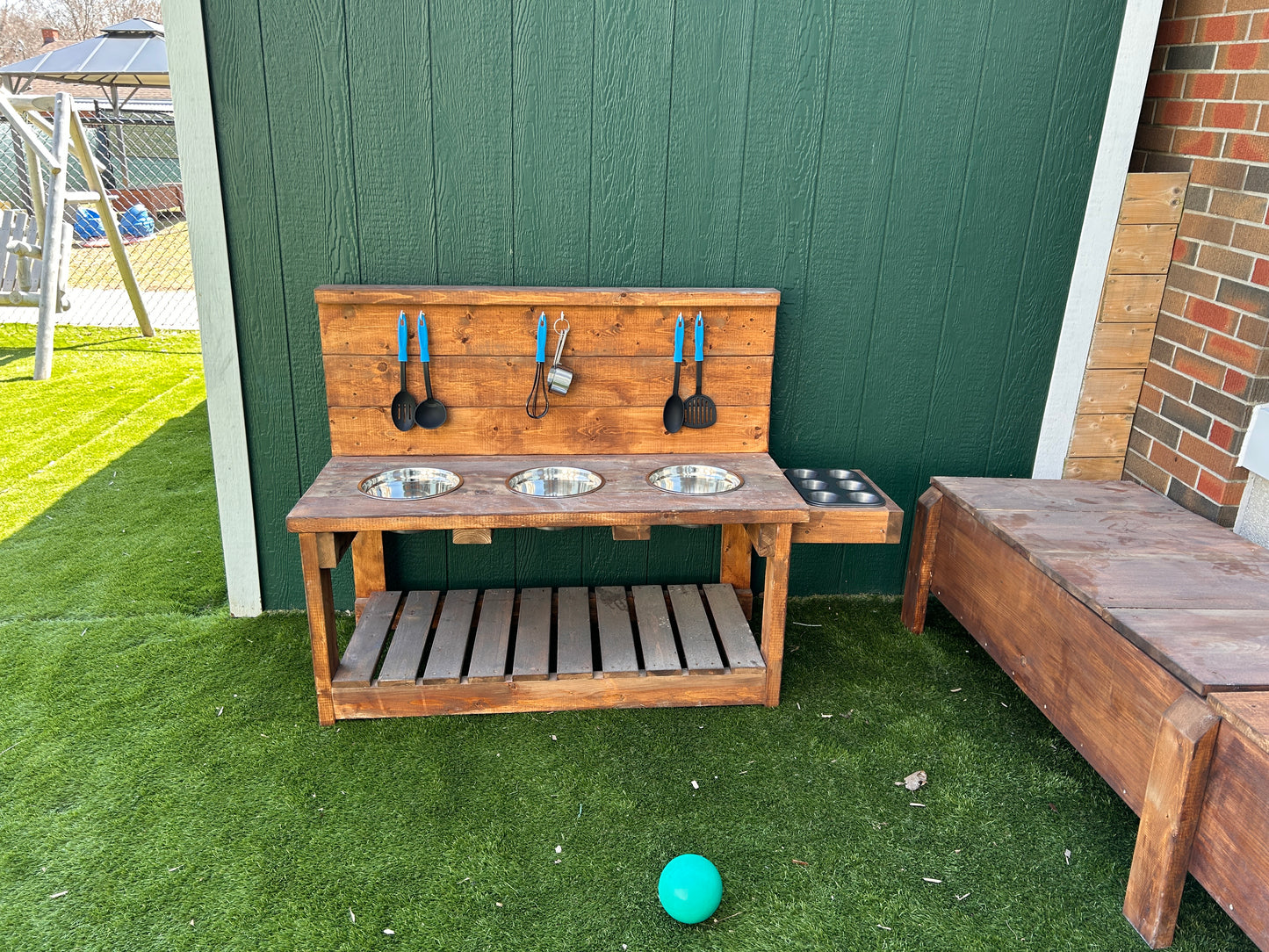 Large Mud Kitchen with Muffin Tin